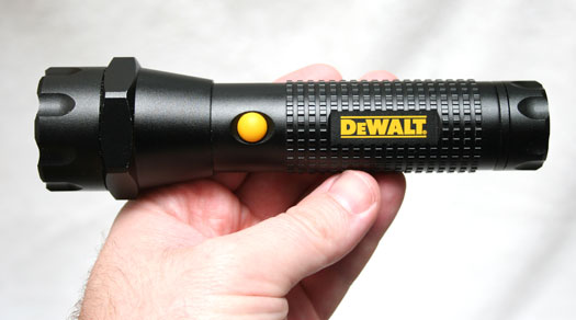 DeWalt DPGA-3AAA LED flashlight review