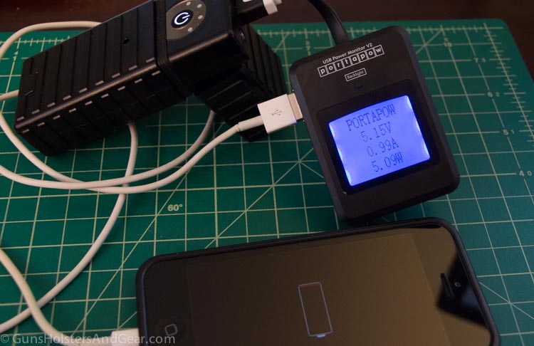 charging an iphone with the EPU-5200