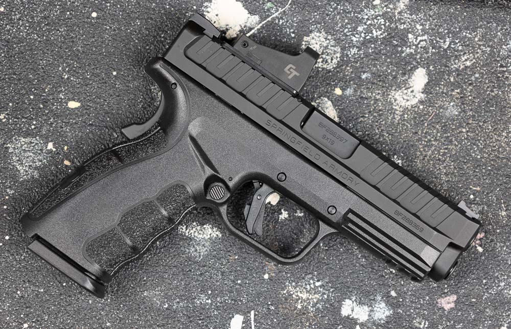 Springfield XD Mod.3 with optic cut slide for red dot sight