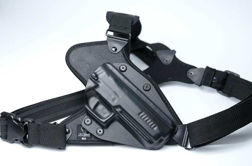 Alien Gear chest holster for Beretta APX